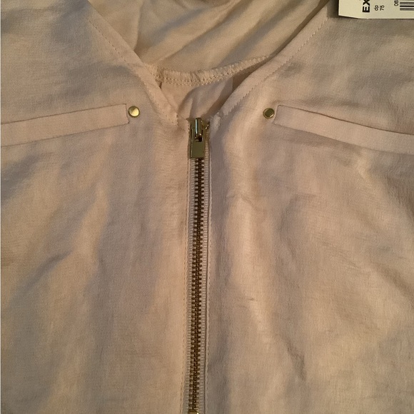 Express - Picture 2 of 3